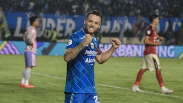 Marc Klok Absen di Laga Penentu Persib Bandung